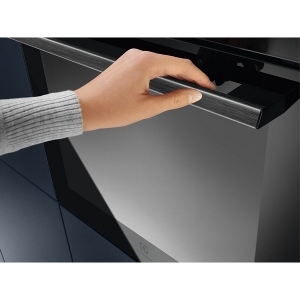 ELECTROLUX EOF4P46BK